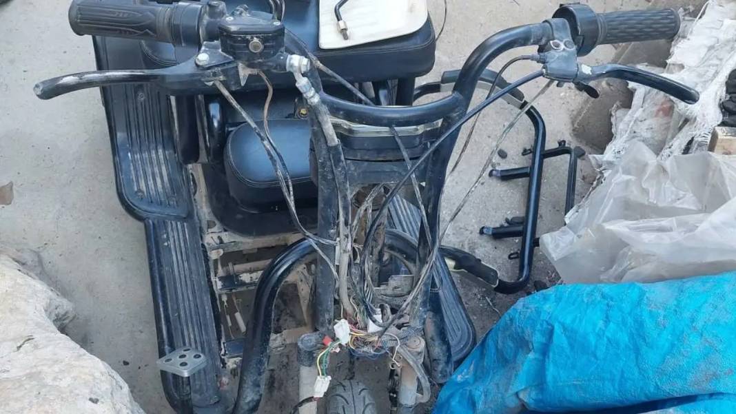 Hatay’da Motosiklet Çetesi Çökertildi! Evin İçinden Mini Garaj Çıktı 5